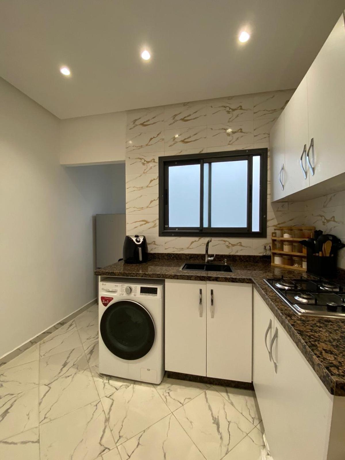 Apartment Luxueux , Batiment Reserve Aux Voyageurs